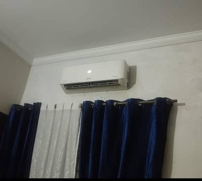orient A/C 1 ton. Dc inverter Jupiter. excellet condition