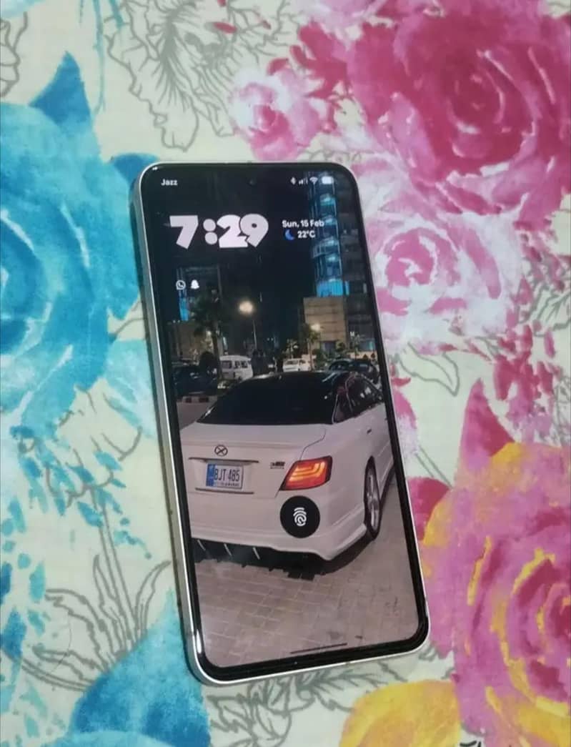 Google Pixel 8 2