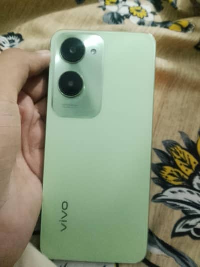 Vivo Y18
