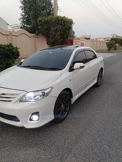 Toyota Corolla Altis sr 2013