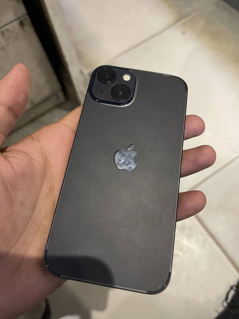 iPhone 13 3
