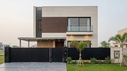 10 MARLA ELEGANT AND FULLY MAINTAINED SUPER HOT LOCATED BUNGALOW IS AVAILABLE IN THE BEST BLOCK OF DHA 9 TOWN LAHORE.