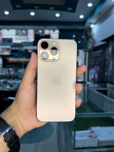 Apple iPhone 16 Pro Max
