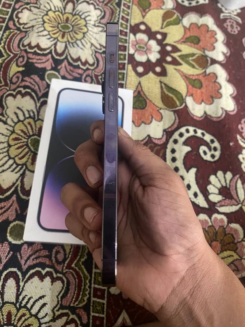 Apple iPhone 14 Pro Max 3