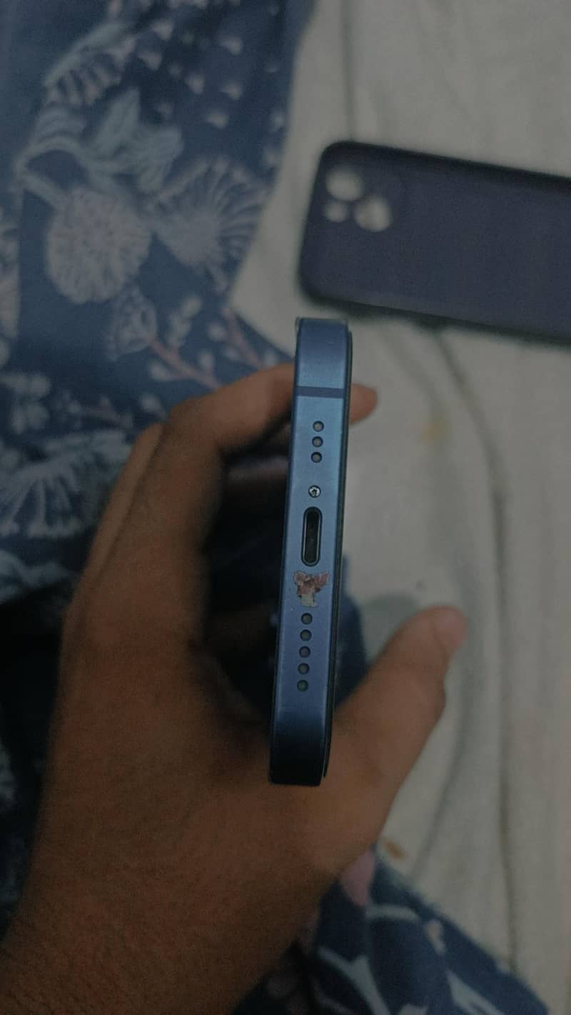Apple iPhone 13 1