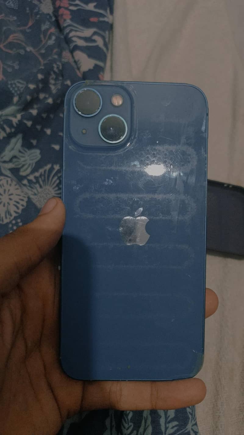 Apple iPhone 13 2