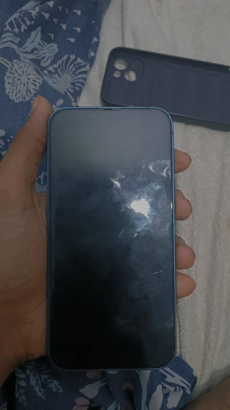 Apple iPhone 13 3