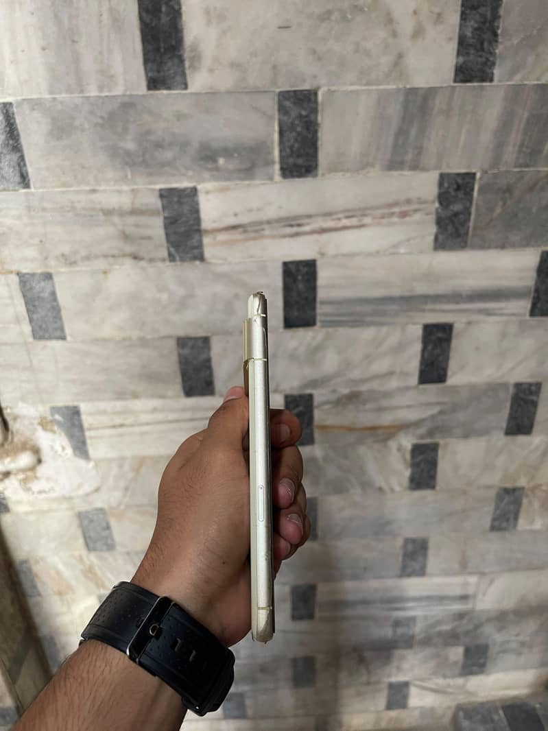 Google Pixel 7 5