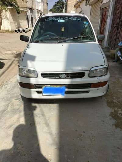 Daihatsu Cuore 2011