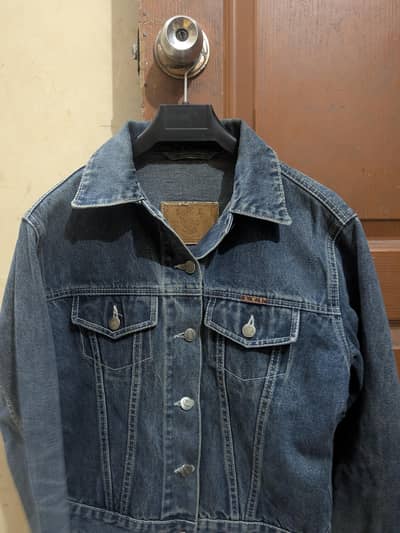 Boys imported branded shirts and 4pc suits small size