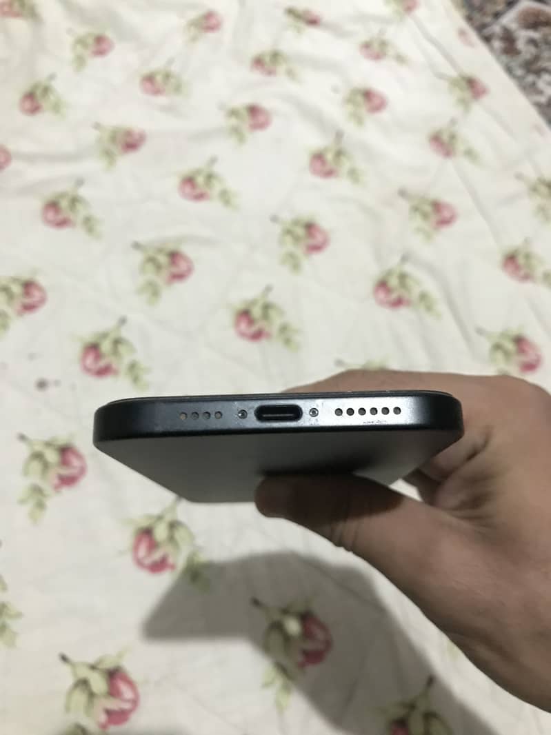 Apple iPhone 15 plus Bypass 3
