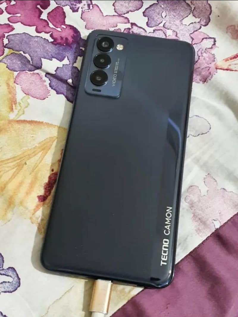 Tecno Camon 18P 4