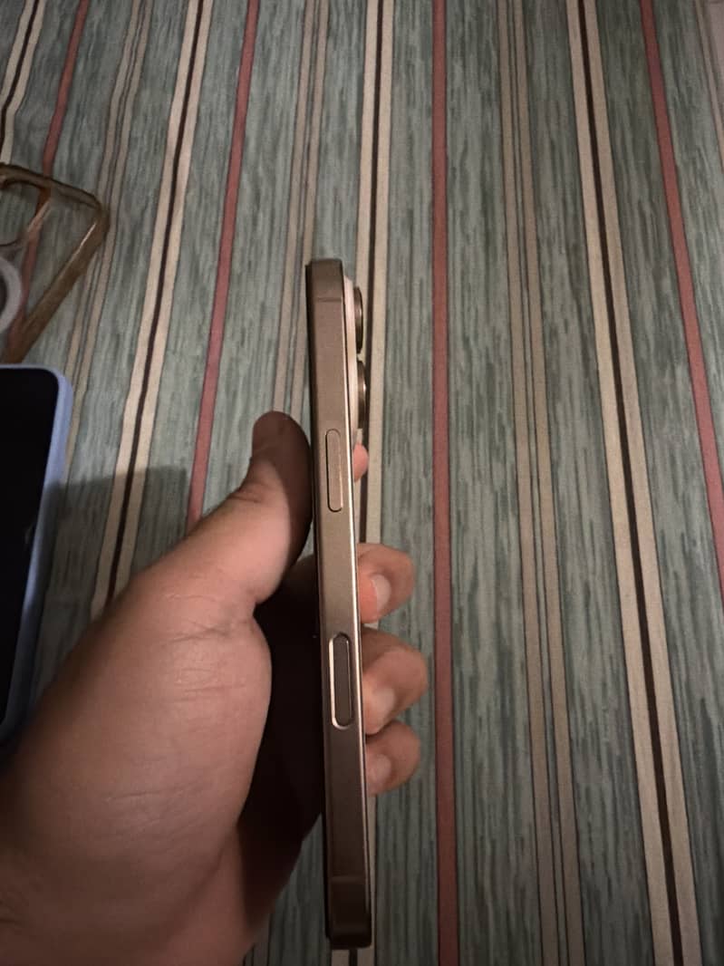 iphone 16pro 1