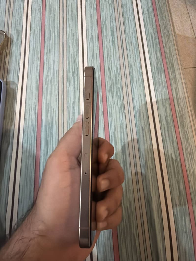 iphone 16pro 3