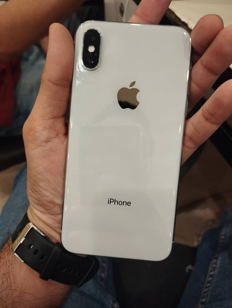 Apple iPhone X 6