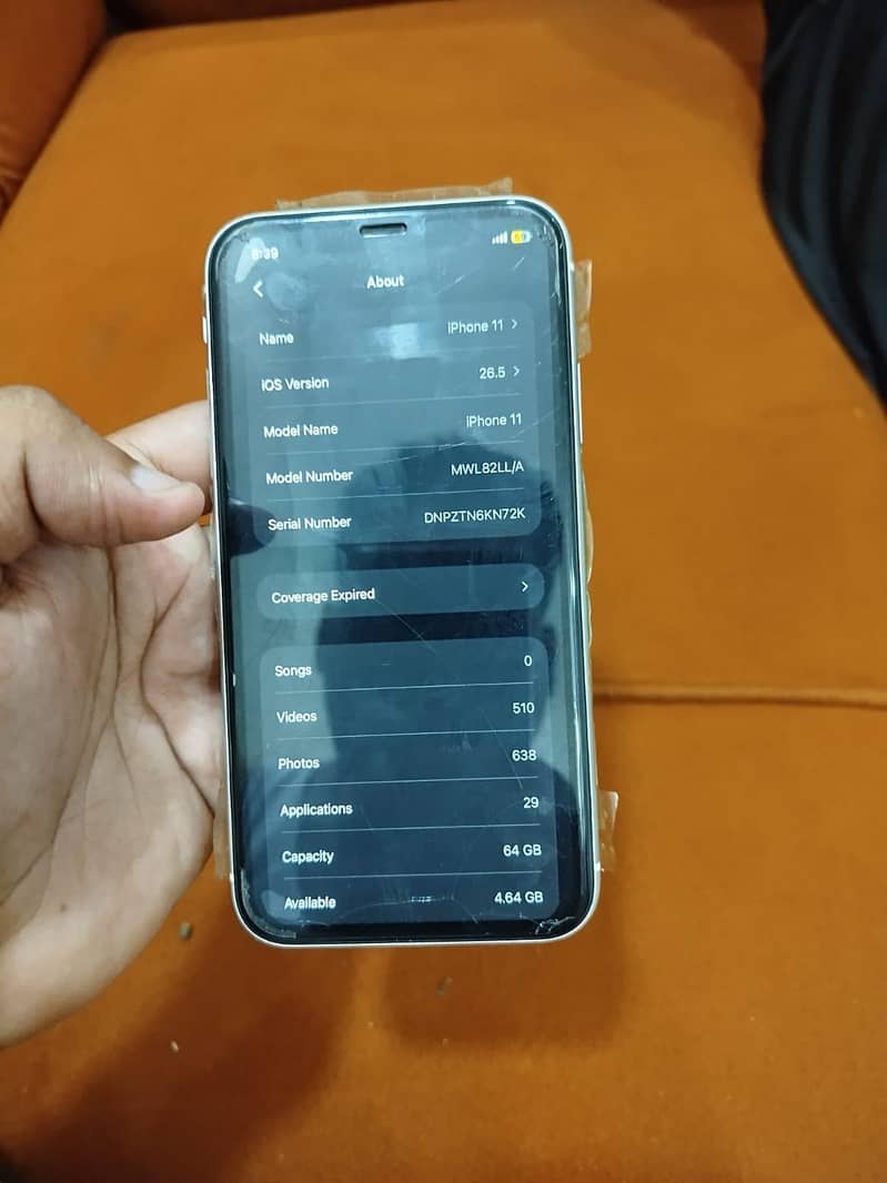 Apple iPhone 11 4