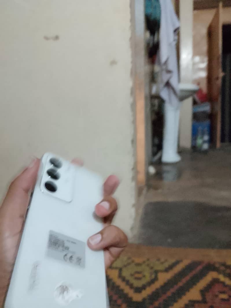 Realme C71 1