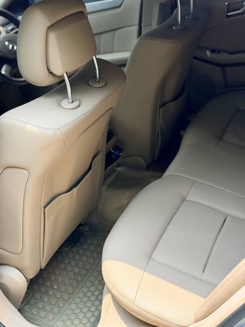 Mercedes E Class 2010 4