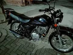 SUZUKI GS 150 SE 2022