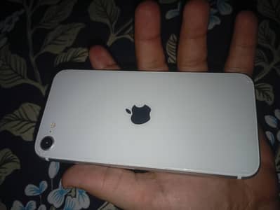 Apple iPhone SE