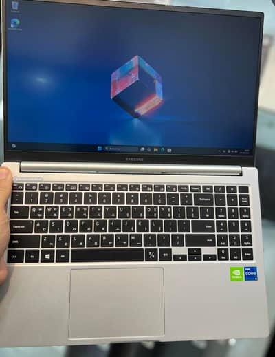 Samsung Galaxy Book2 – Core i5 12th Gen