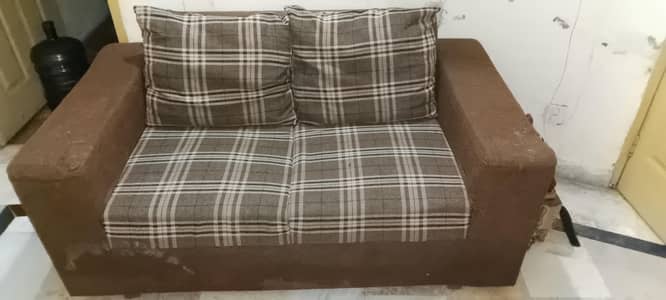 3+2+1 Sofa Set for Sale – Good Condition.