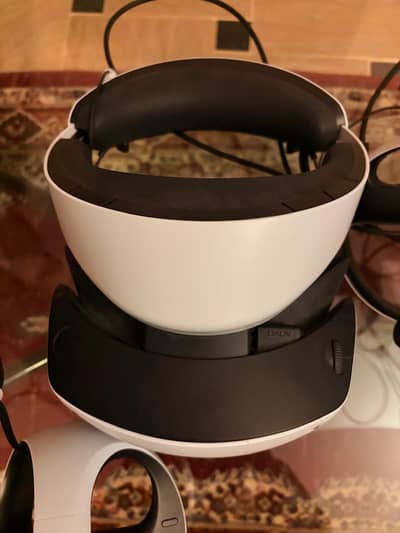 VR2 Headset (PSVR2) Sony playstation - Used Only 3-4 Times