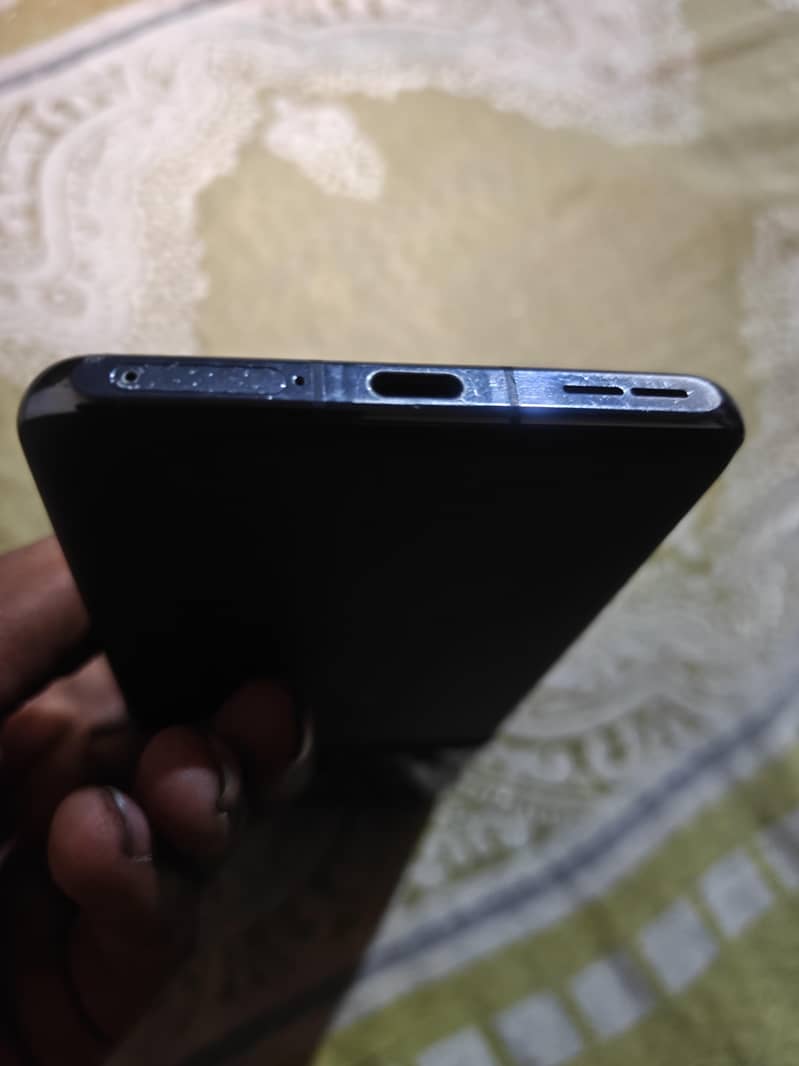 One Plus 11 4