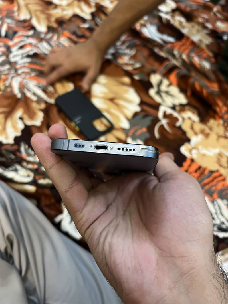 Apple iPhone 13 Pro 7