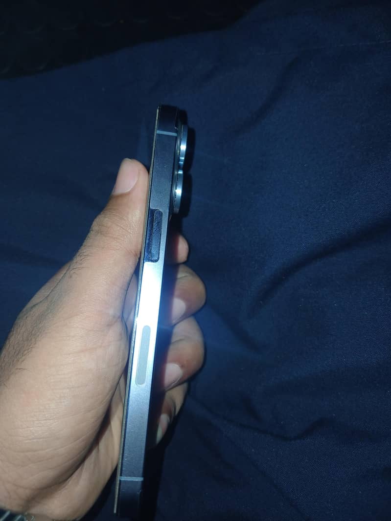 Apple iPhone 13 Pro 3
