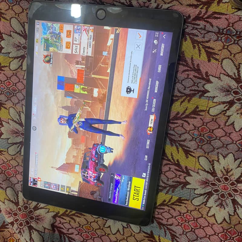 Ipad 8th gen with box 7