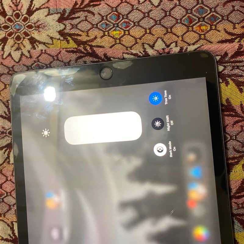 Ipad 8th gen with box 9