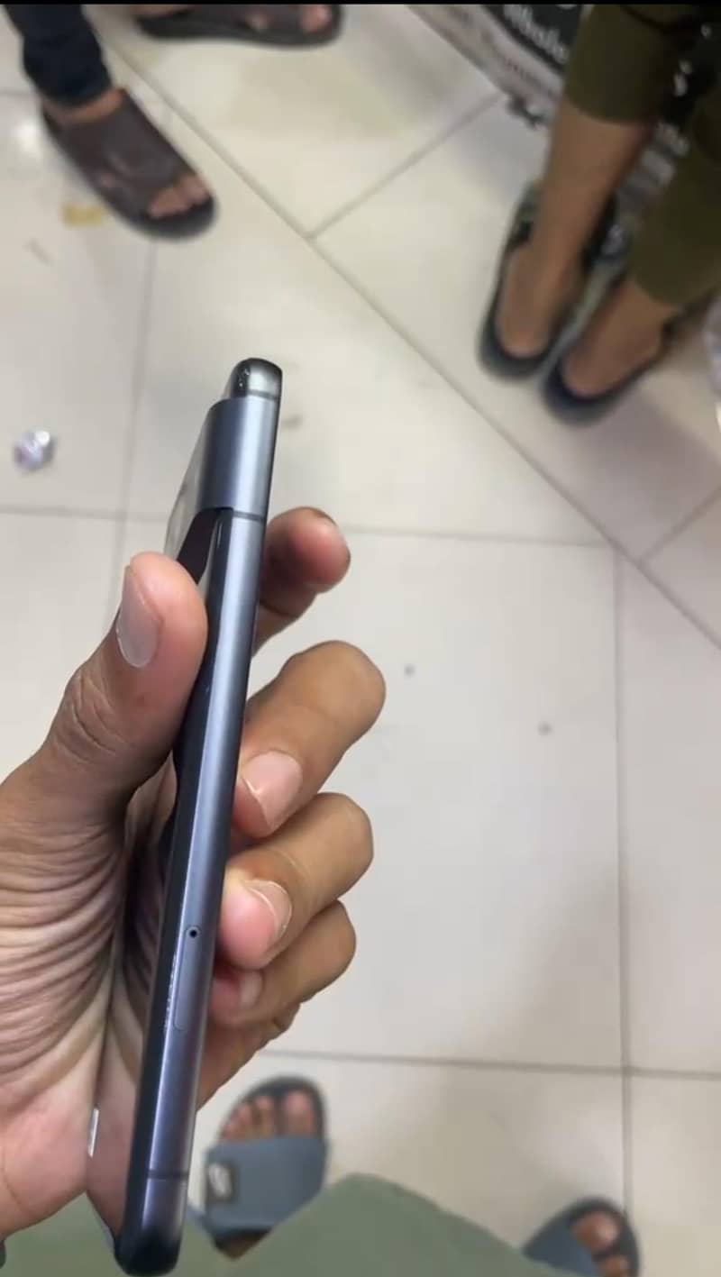 Google Pixel 8 2