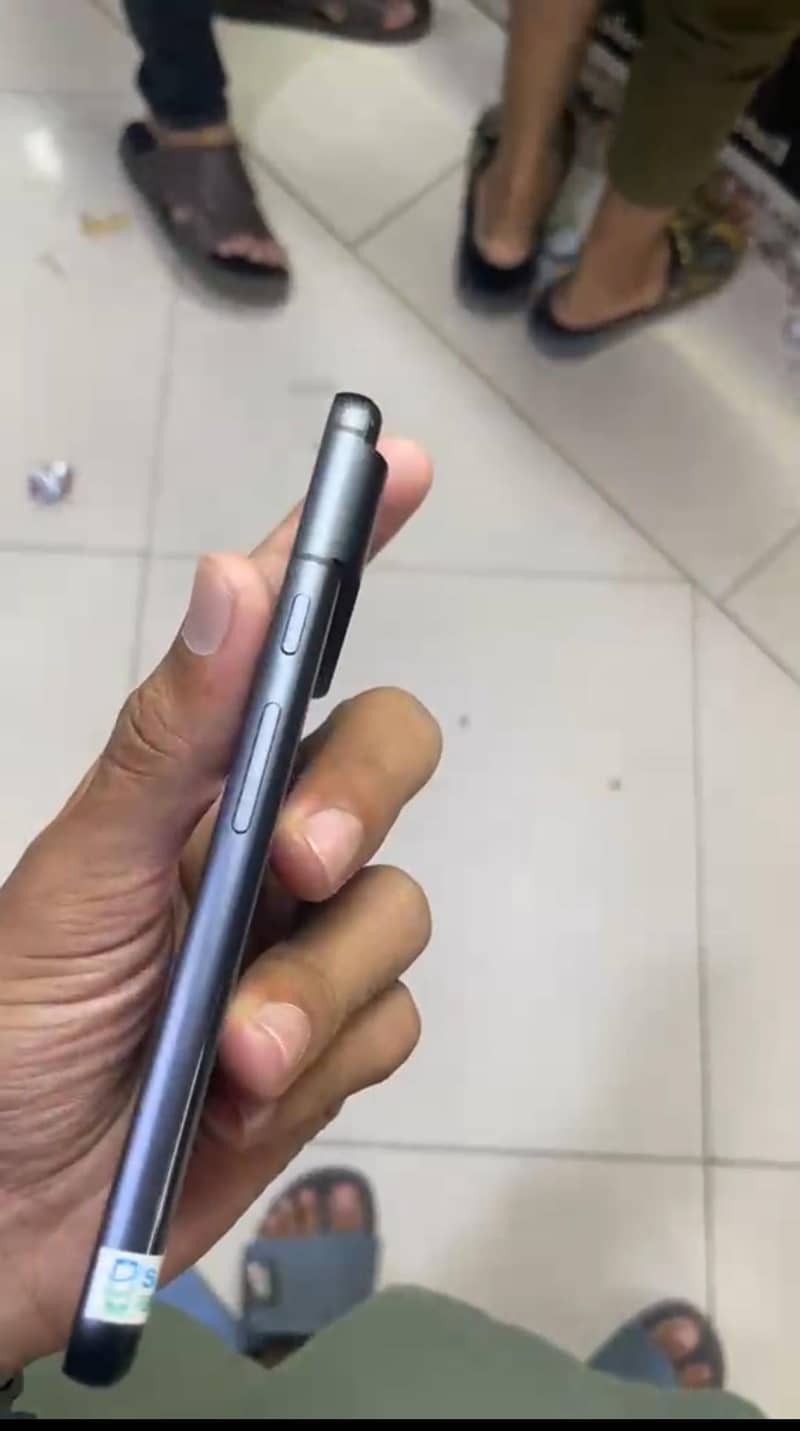 Google Pixel 8 3