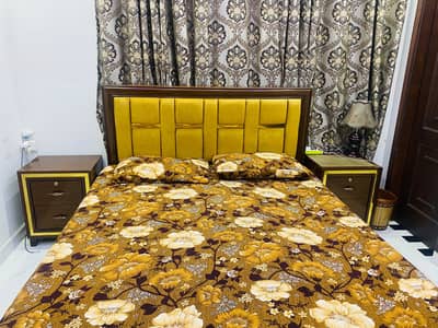 Queen size bed