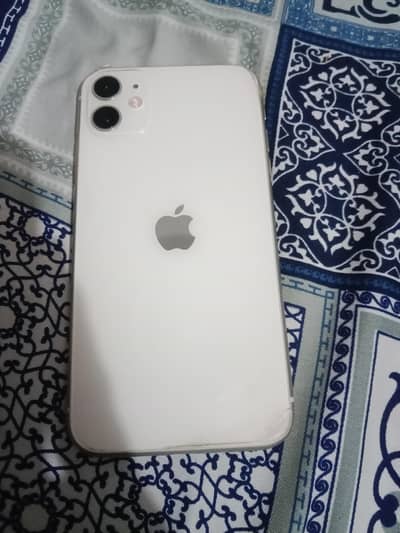 iPhone 11 white color
