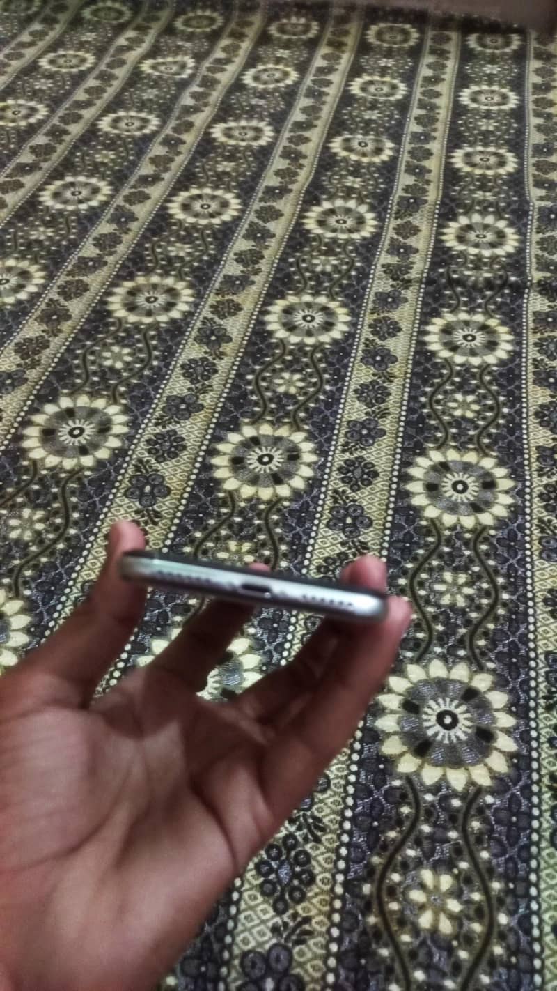 Apple iPhone X 2