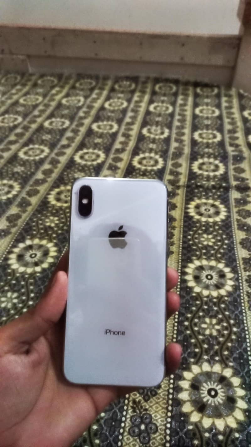 Apple iPhone X 3