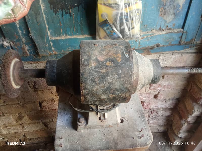 Bench grinder 1