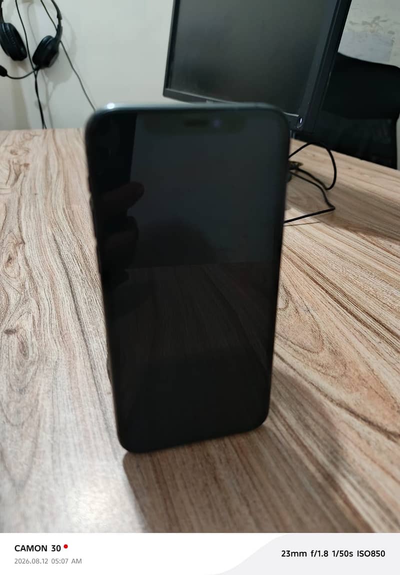 Apple iPhone 11 Pro 3