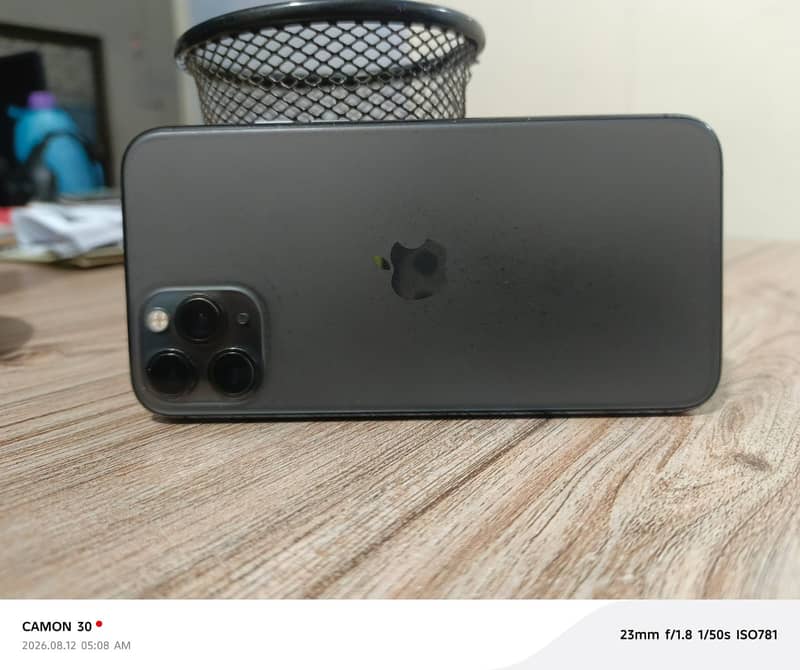 Apple iPhone 11 Pro 8