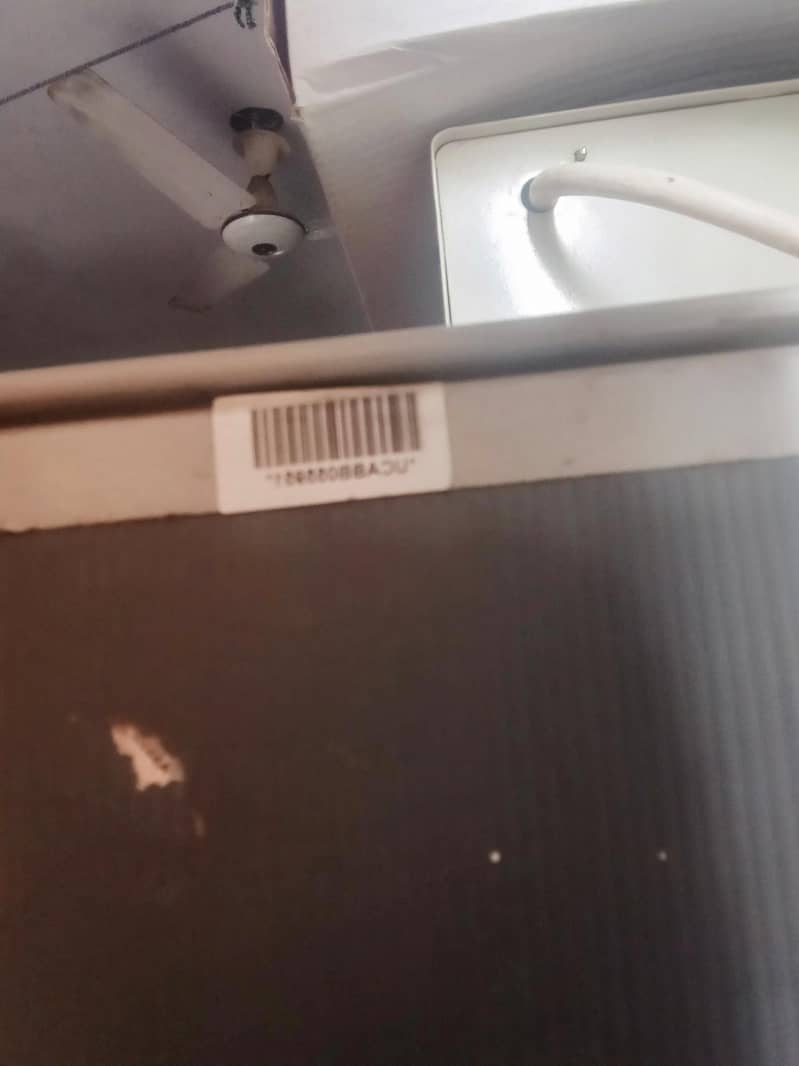 medium size refrigerator 3