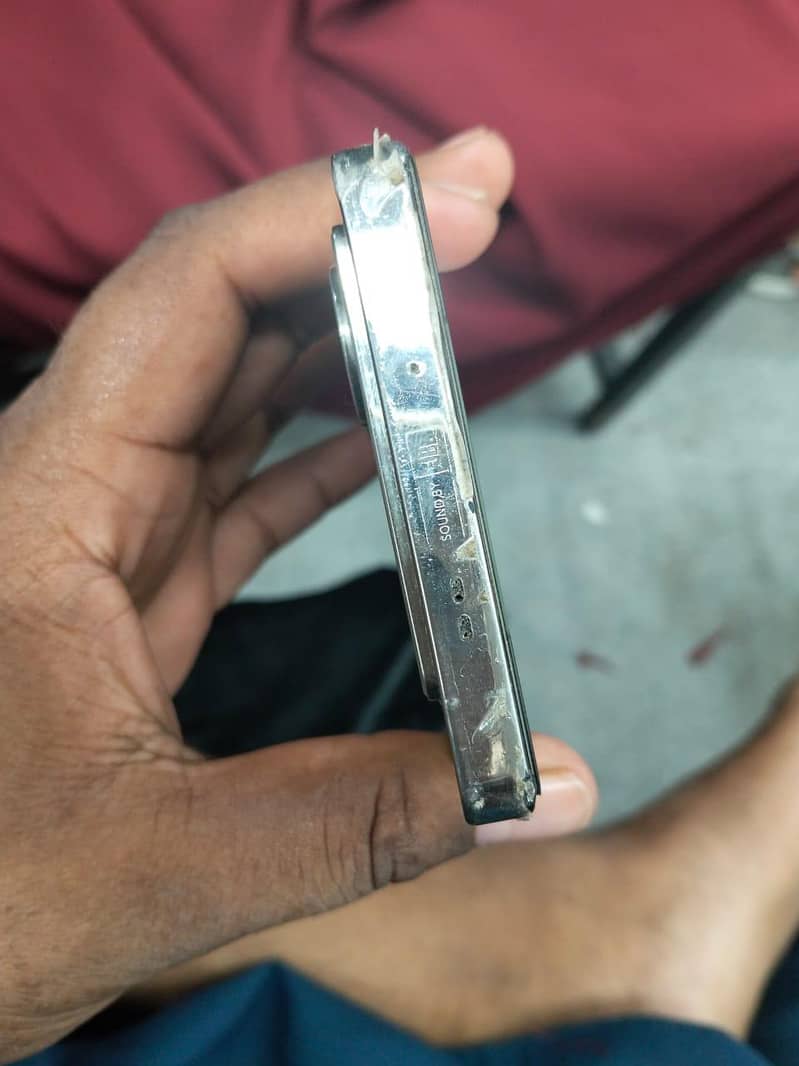 Infinix Note 40 4