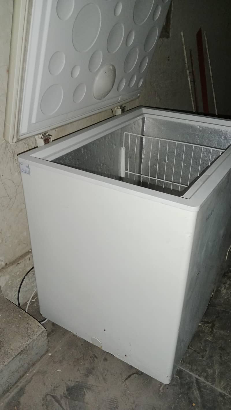 Haier deep freezer 0