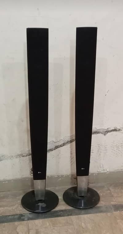 LG speakers