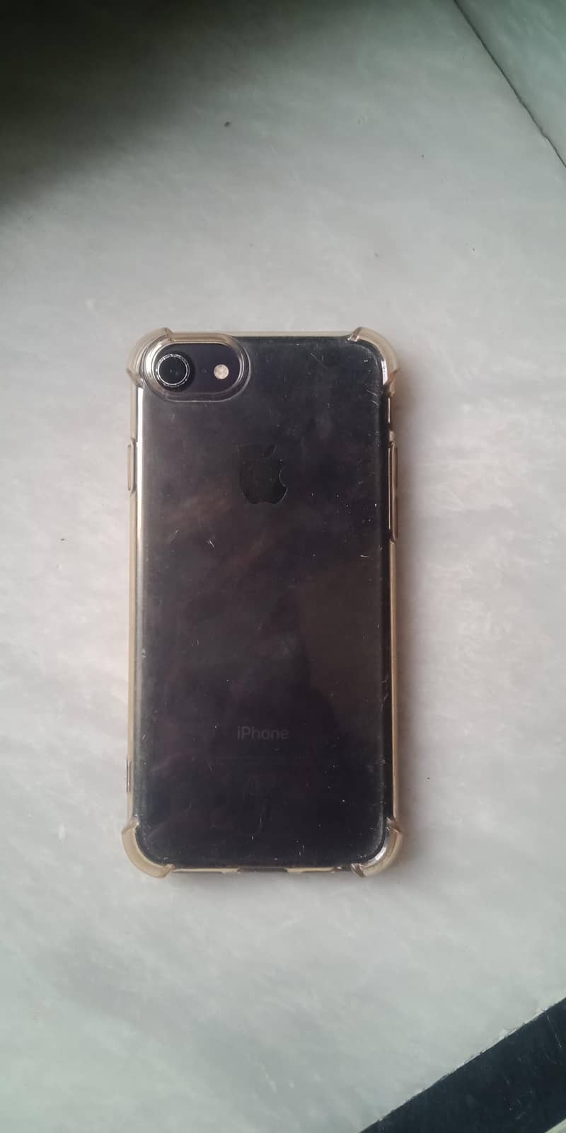 Apple iPhone 7 1
