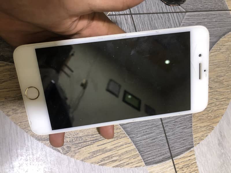 Apple iPhone 8 Plus 14