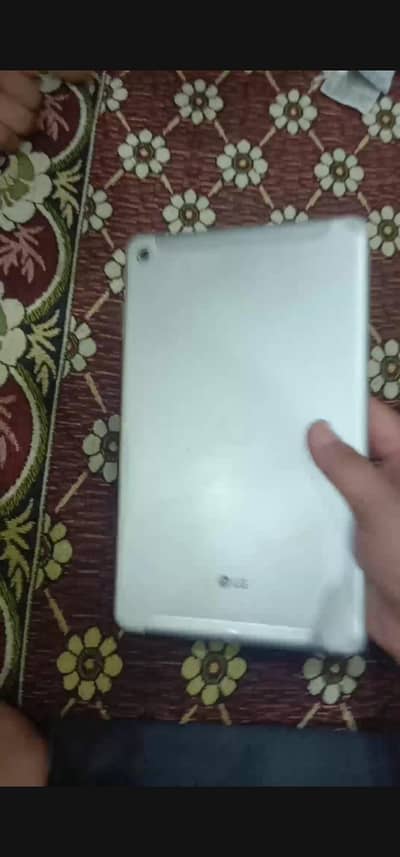 LG tablet