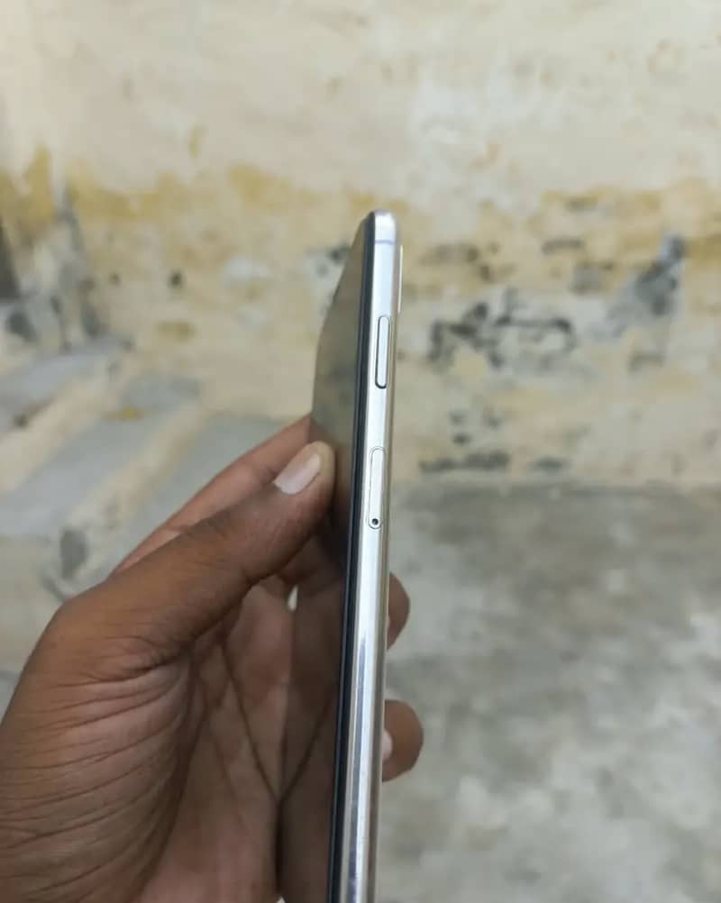 Apple iPhone XS Max 2