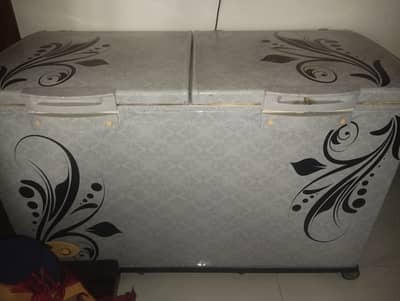 Waves 2 door big size freezer available for sale